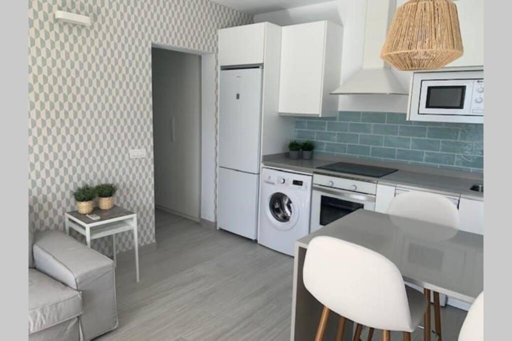 Renovated 2 Bedroom Bungalow In Playa Del Ingles Maspalomas  Dış mekan fotoğraf